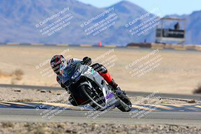 media/Jan-08-2022-SoCal Trackdays (Sat) [[1ec2777125]]/Turn 4 (1145am)/